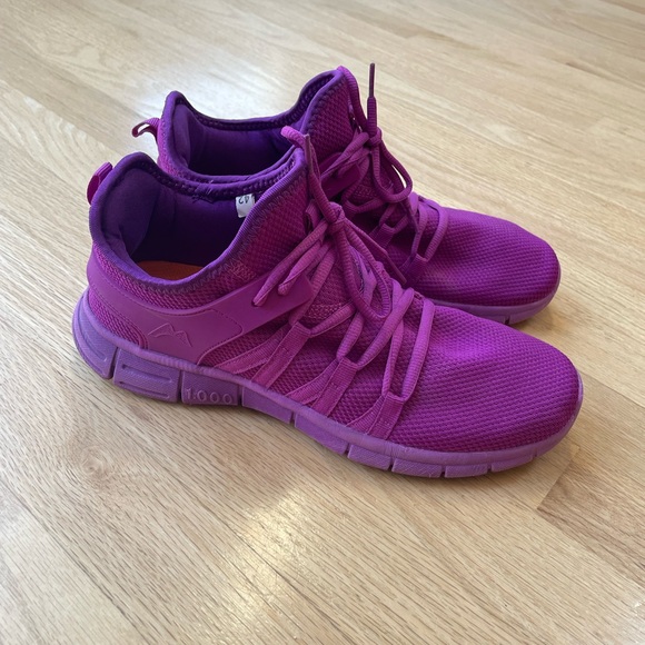 Lightweight Workout Shoes Size 10 in Excellent Condition - Picture 4 of 10